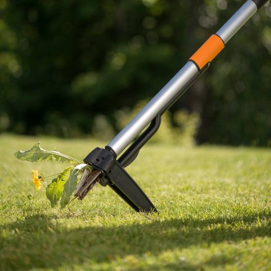 Fiskars / SmartFit Weed Puller - Shop for High-Quality Nordic Homeware ...